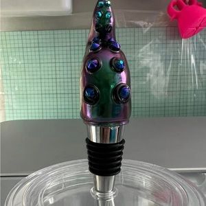 Hand maid Ursula's tail wine stopper